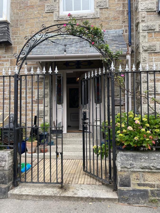 The Old Club Bed & Breakfast