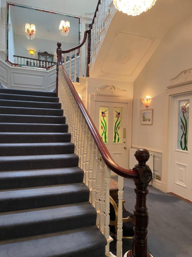 Bed & Breakfast The Old Club